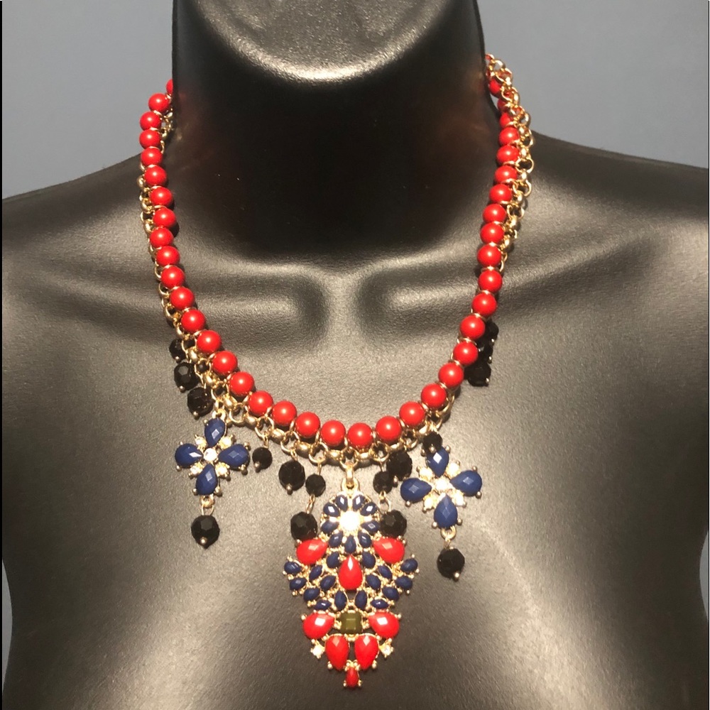 Beaded jewel necklace